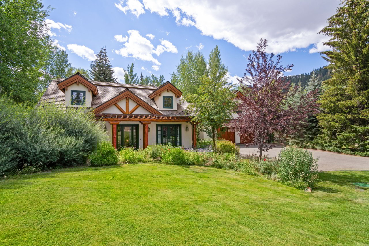 7 Rose Ct