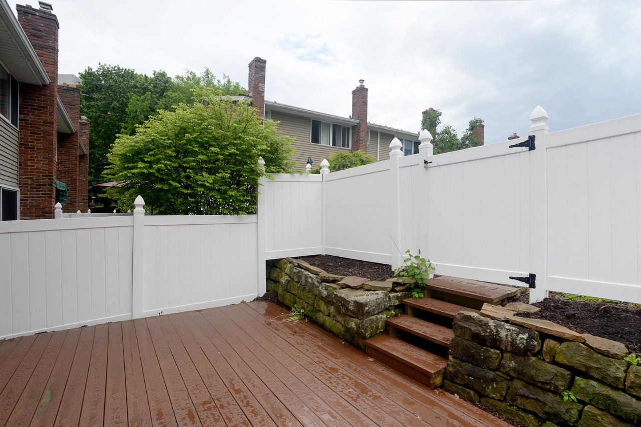 404 Highland Pines Court