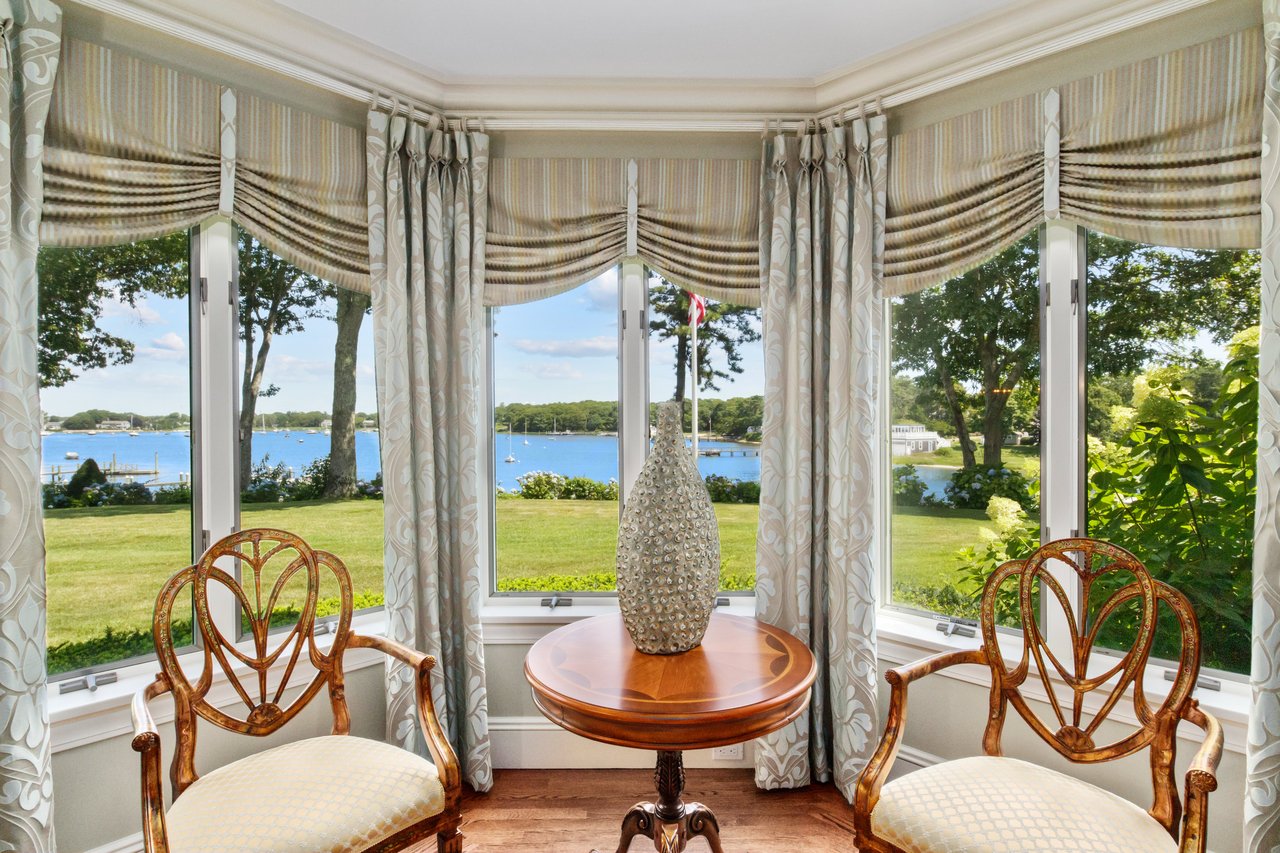 Breathtaking views over West Bay and Eel River