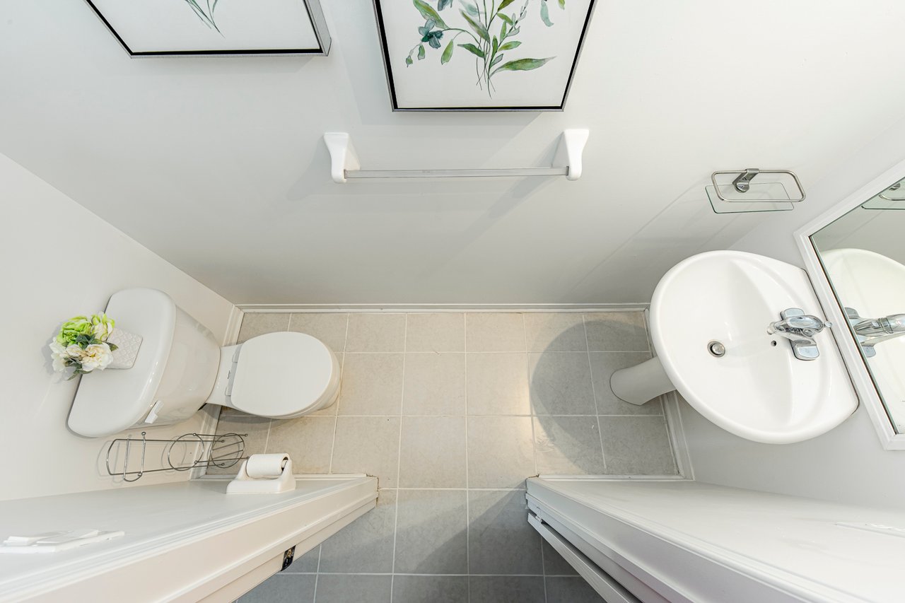 2281 Stone Glen Cres