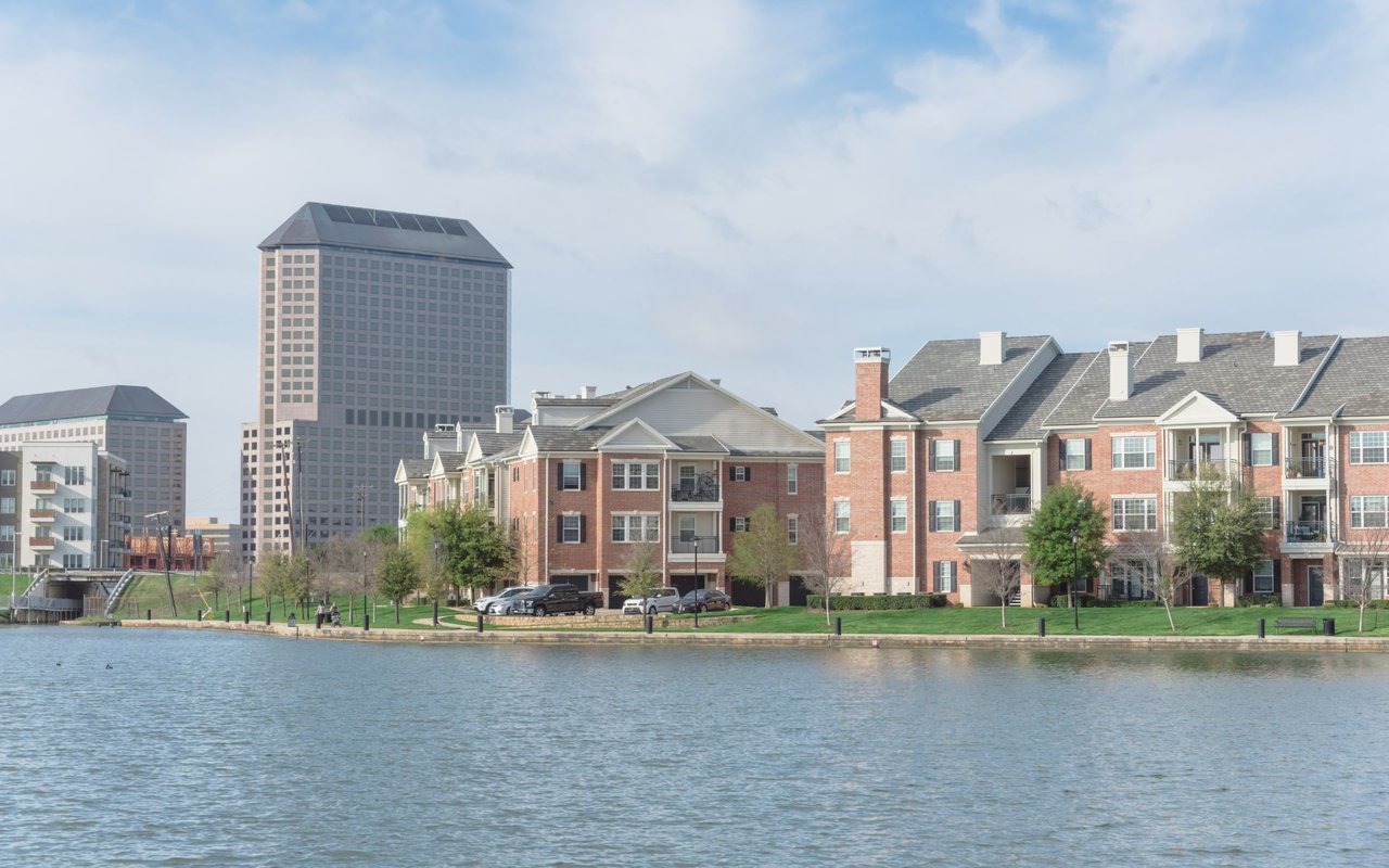 Coppell / Las Colinas