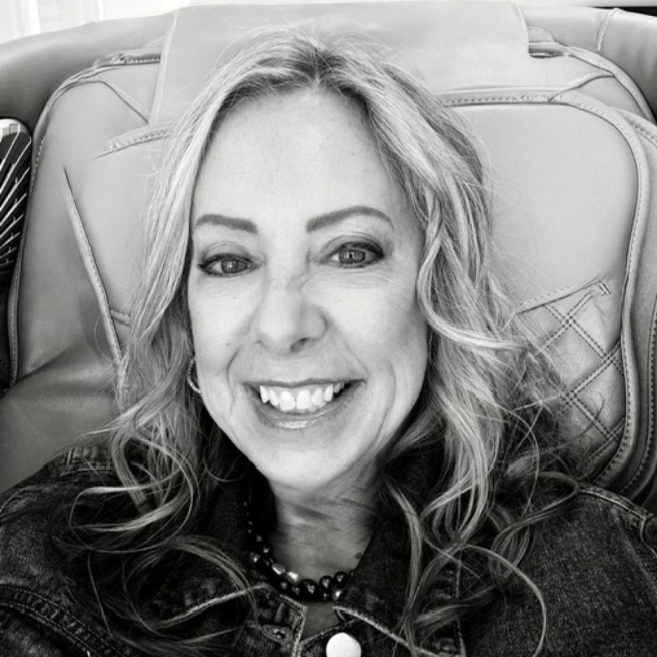 Peg O Donnell Avalon, NJ Real Estate Agent Headshot