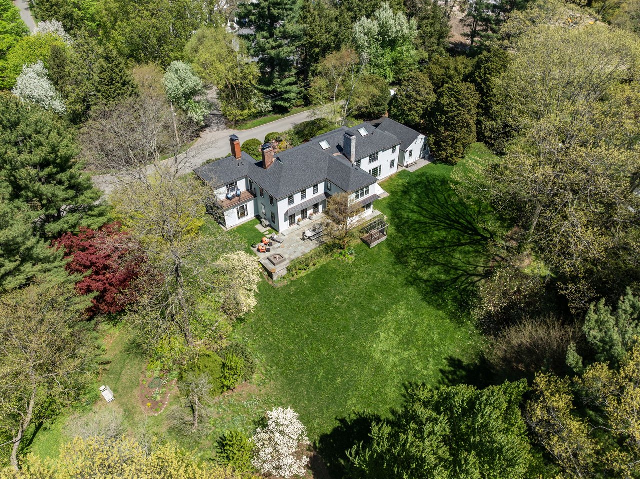 Renovated Georgian Colonial 