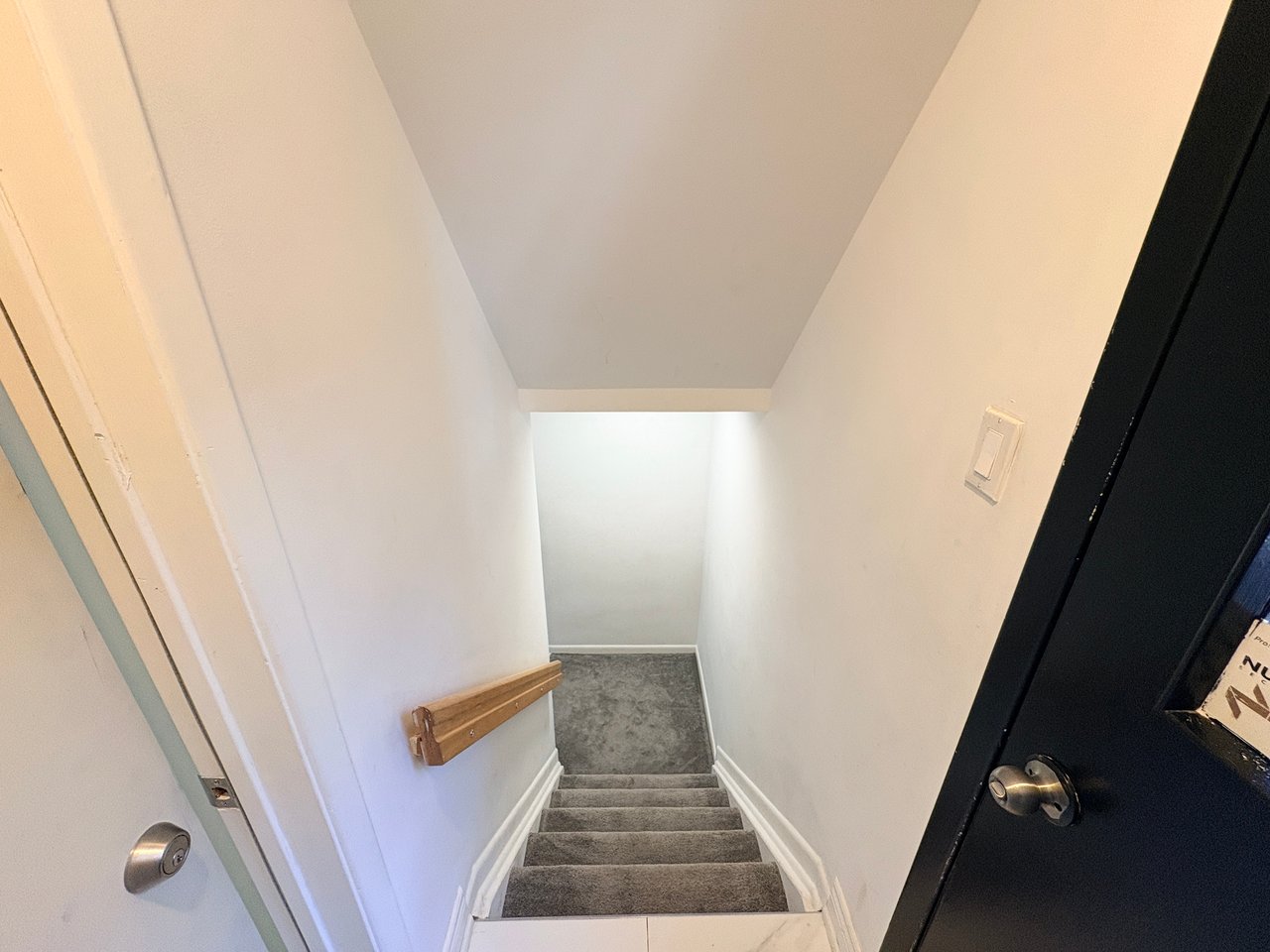 8 RAVENCLIFF Crescent Unit: BSMT