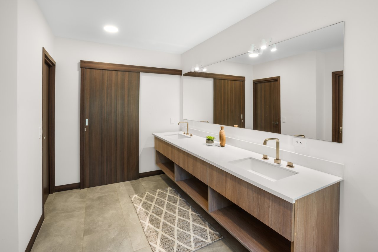 Flamingo Estates Luxury Home | Modern 4-Bed Retreat with Pool & Rooftop Terrace Near Beach & Marina