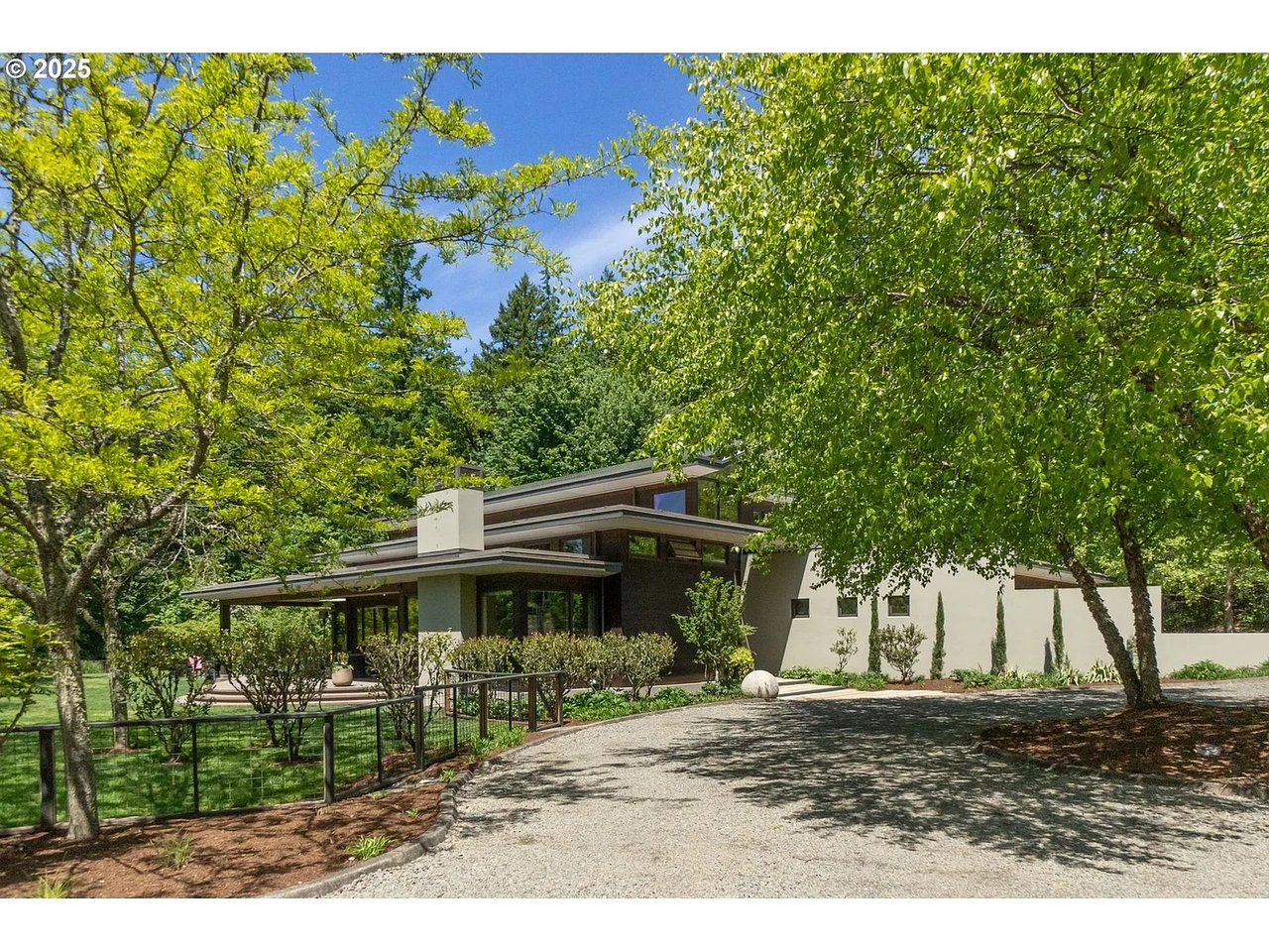 448 NW Skyline Blvd