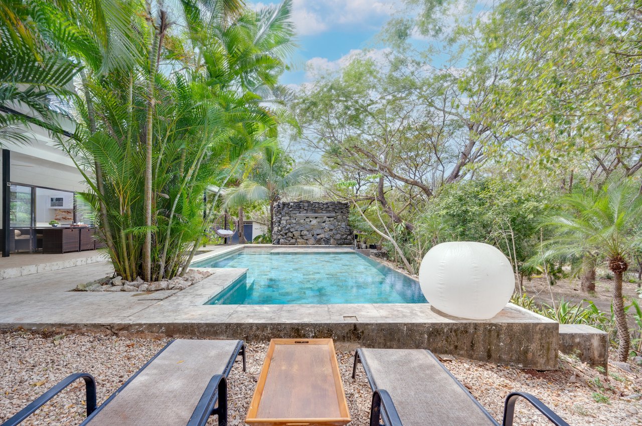 V-Iguana Finca Panamá | Large Property with Two Houses, Pool & Expansion Potential Near Tamarindo