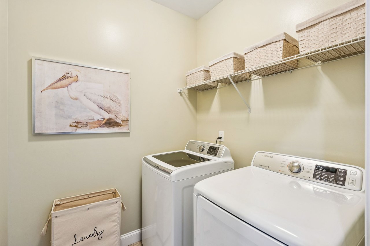 5516 Crescent View Dr