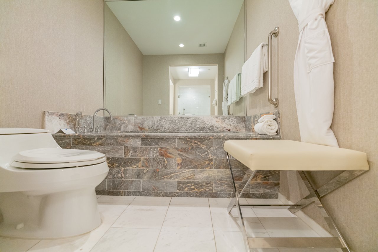 The Ocean Resort Residences (Conrad Fort Lauderdale Beach)