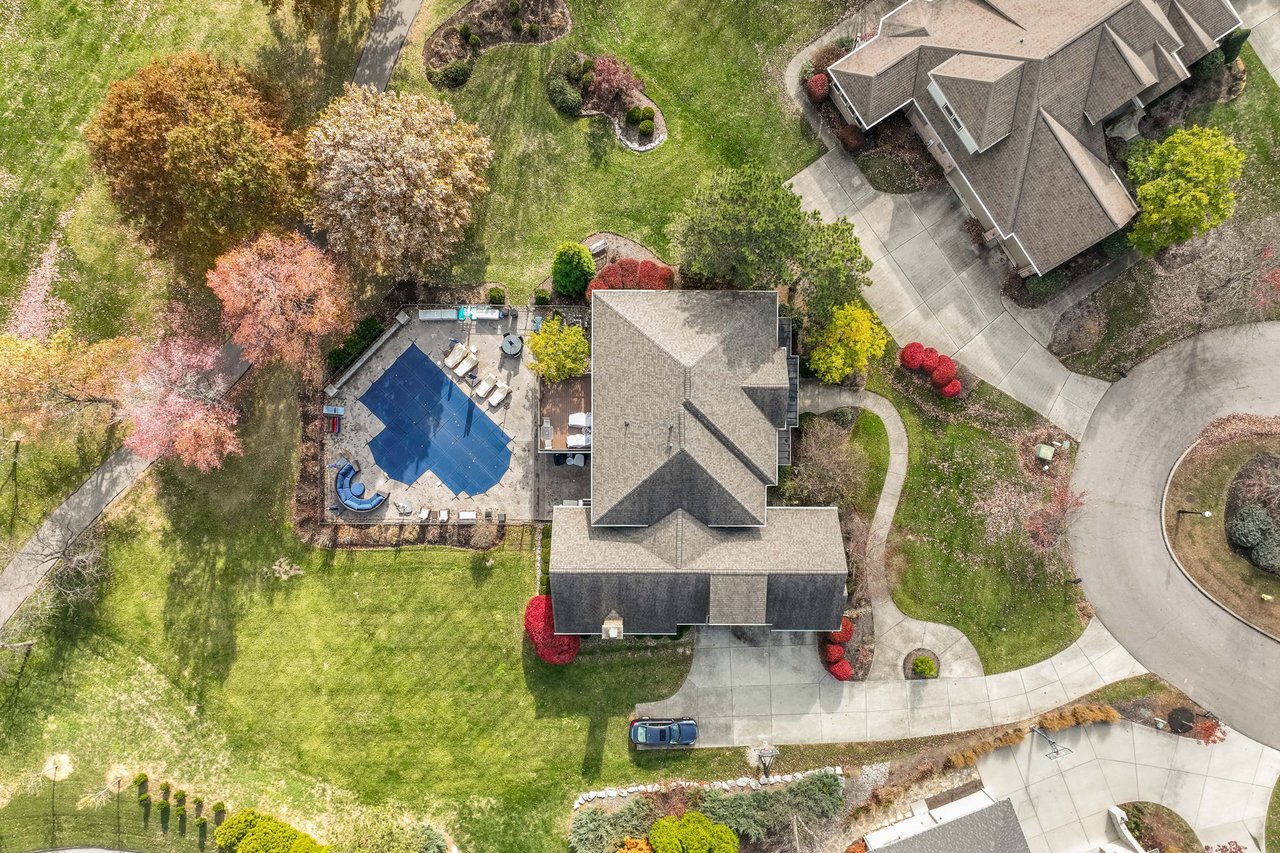 7323 Country Club Ln