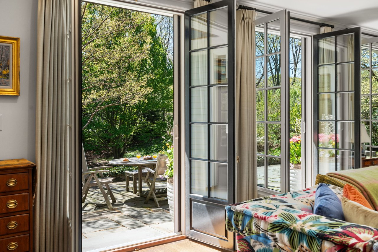 Renovated Georgian Colonial 