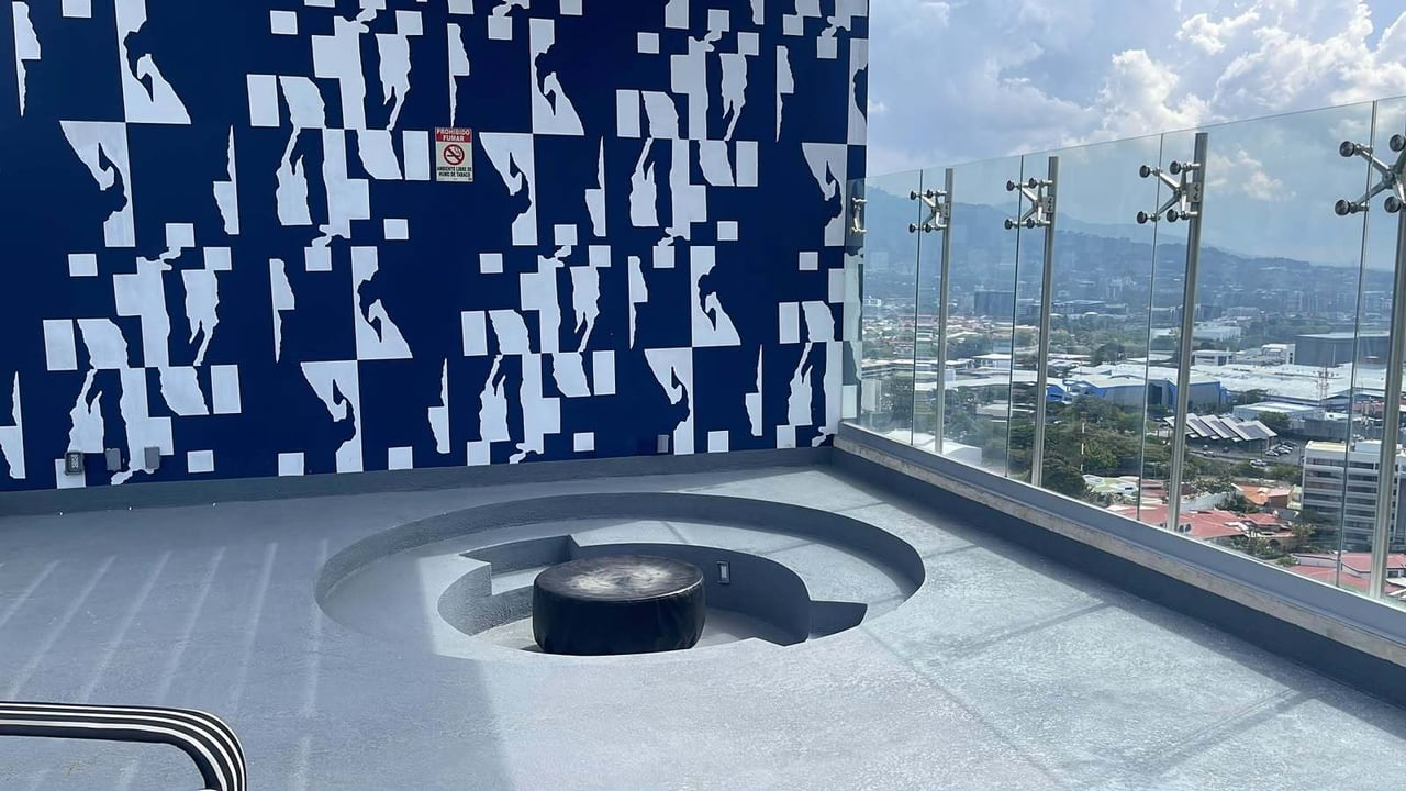 Sky View Furnished Condo, Sabana and Rohrmoser, San Jose