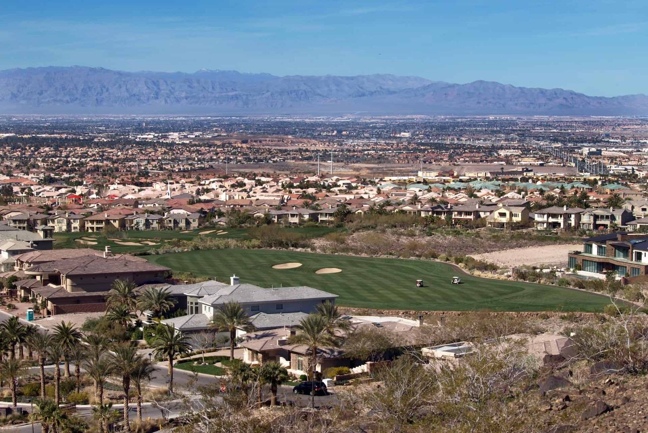 🏗️ What Are The Best Luxury Home Builders Working In MacDonald Highlands Today?