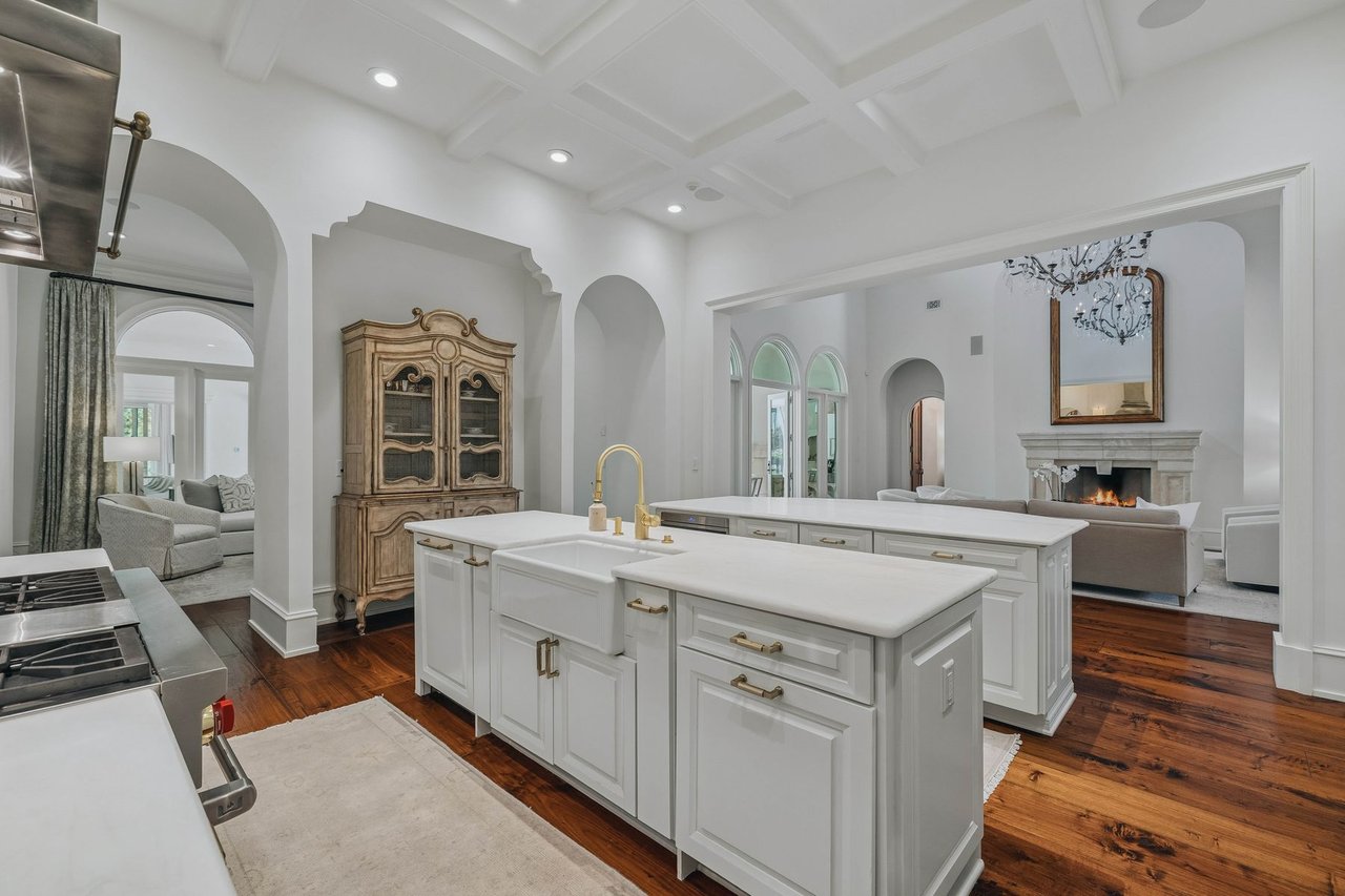 3610 Burnt Pine Lane