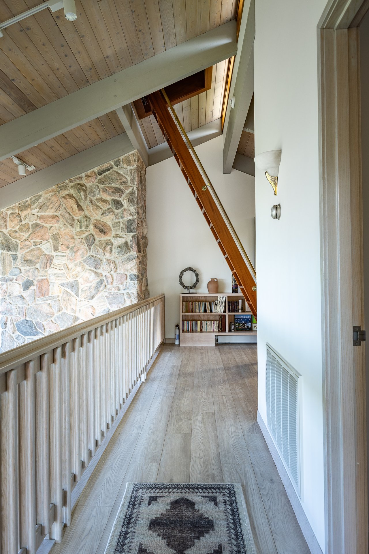 12 Mountain Brook Road