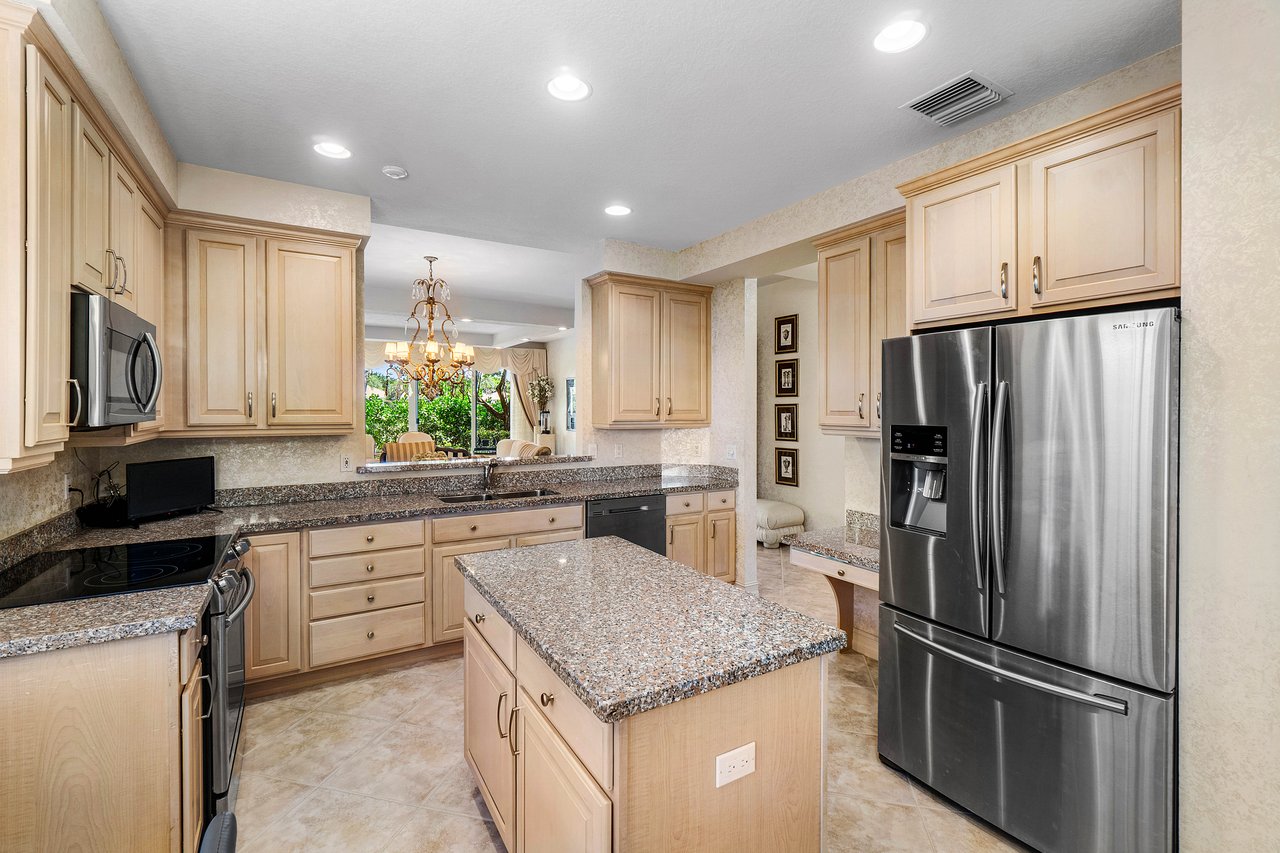 6213 Island Walk A 