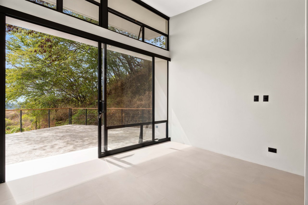 Villa Raoli | Get ready to live in your dream home in the stunning Pacific Heights!