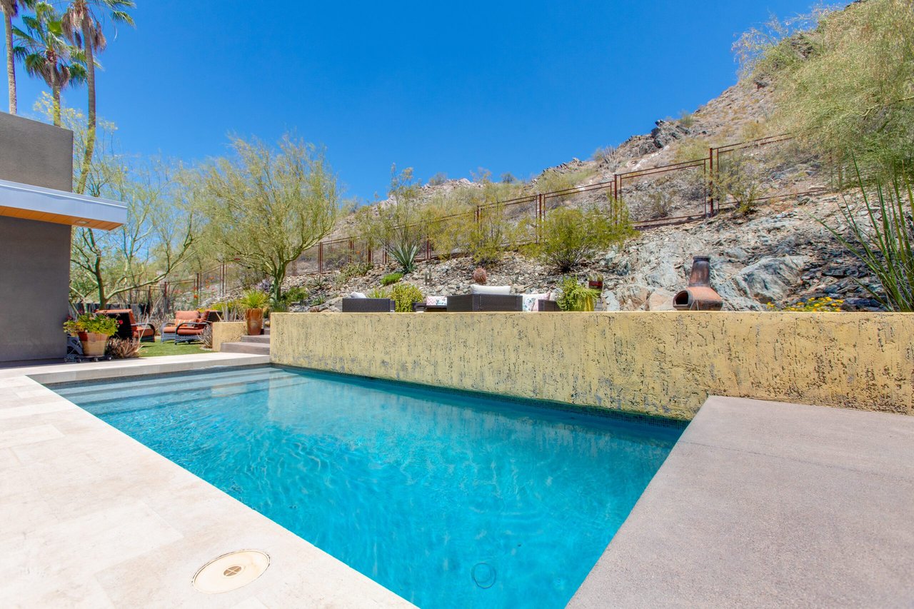 2230 E Belmont Avenue