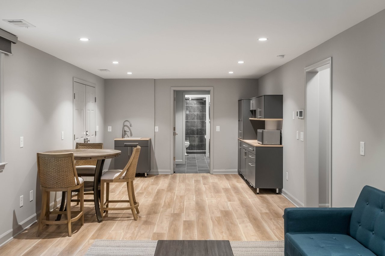 3785 Paces Ferry Road NW