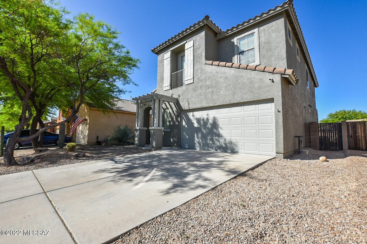 12963 Westminster Dr