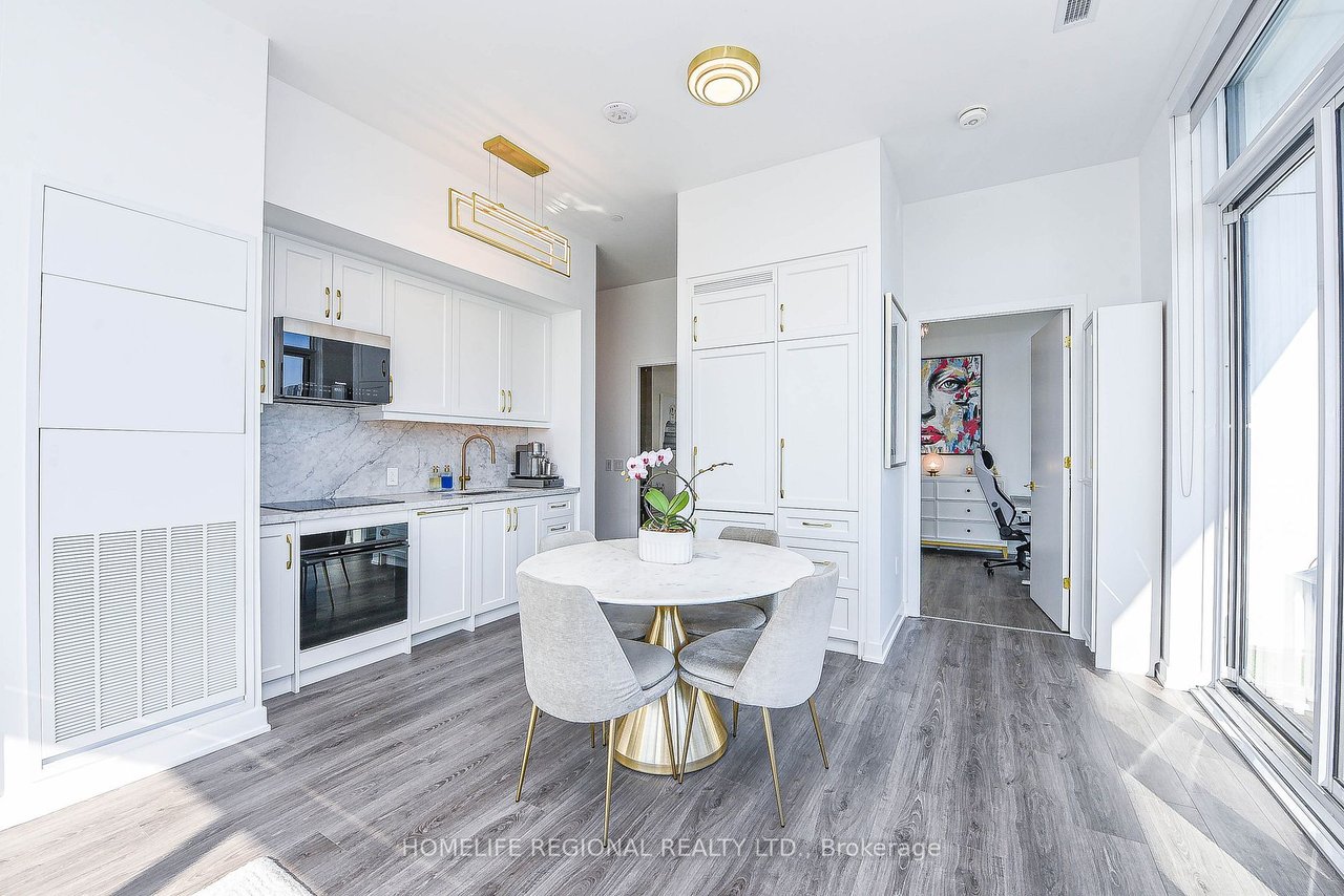 WEST CONDOS PENTHOUSE 