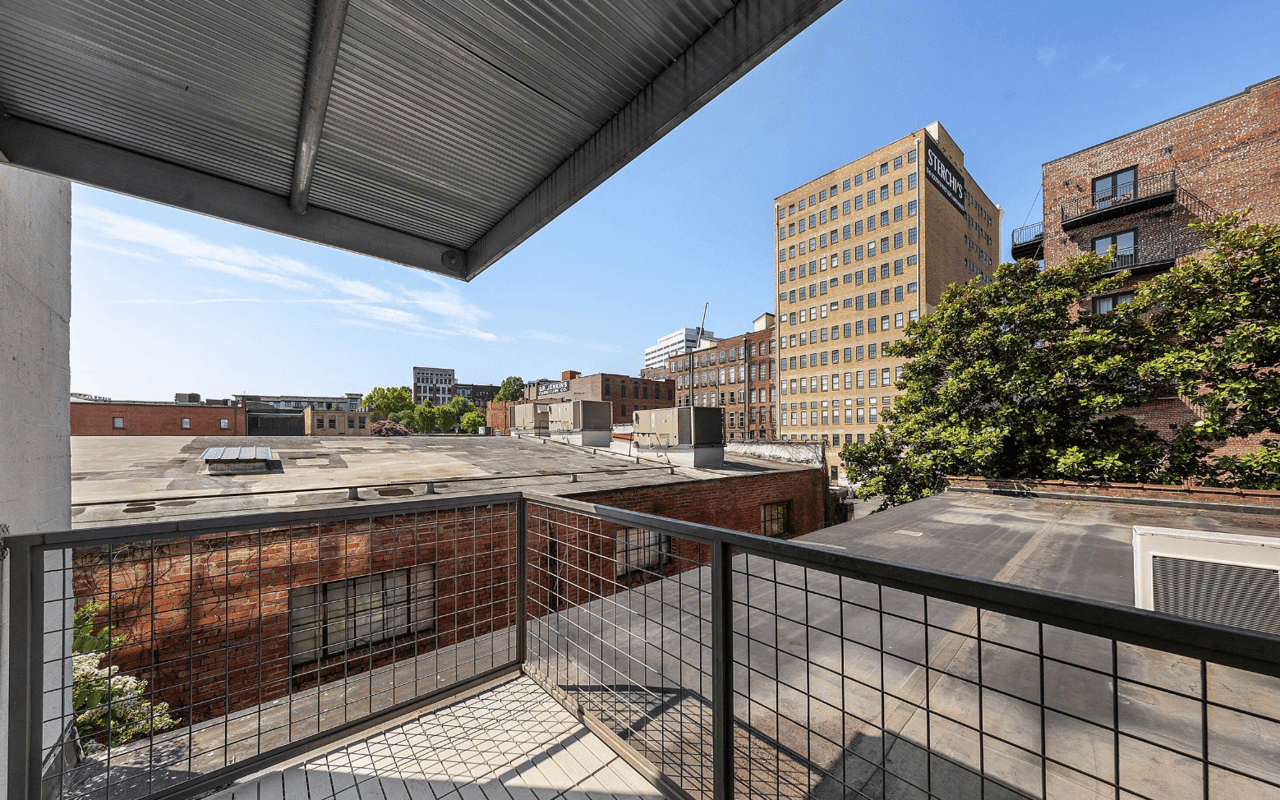 200 W Jackson Avenue #206
