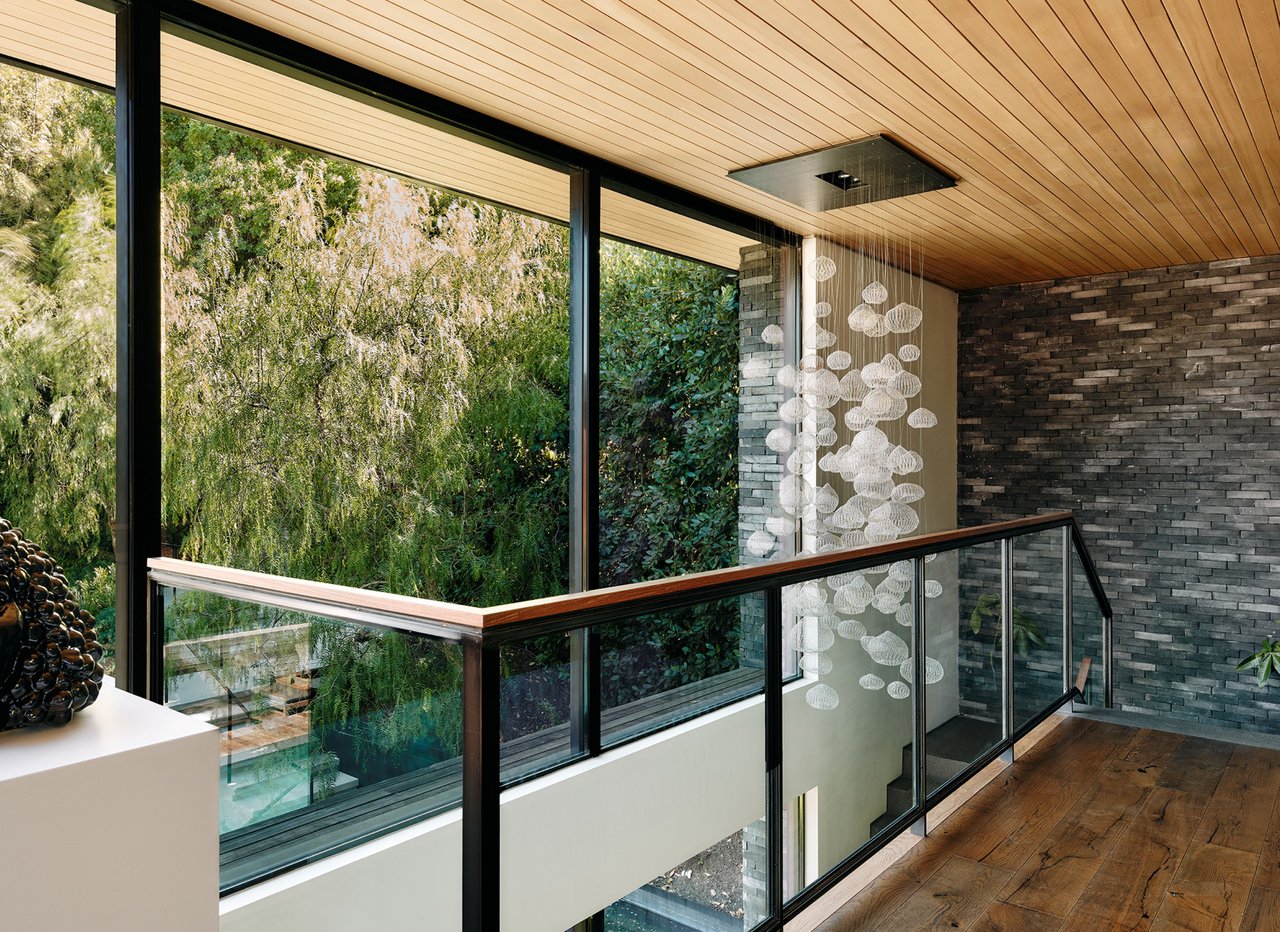 9551 Oak Pass Rd, Beverly Hills