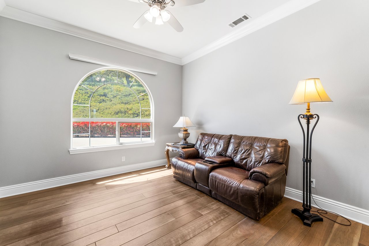 41653 Oak Trail Court