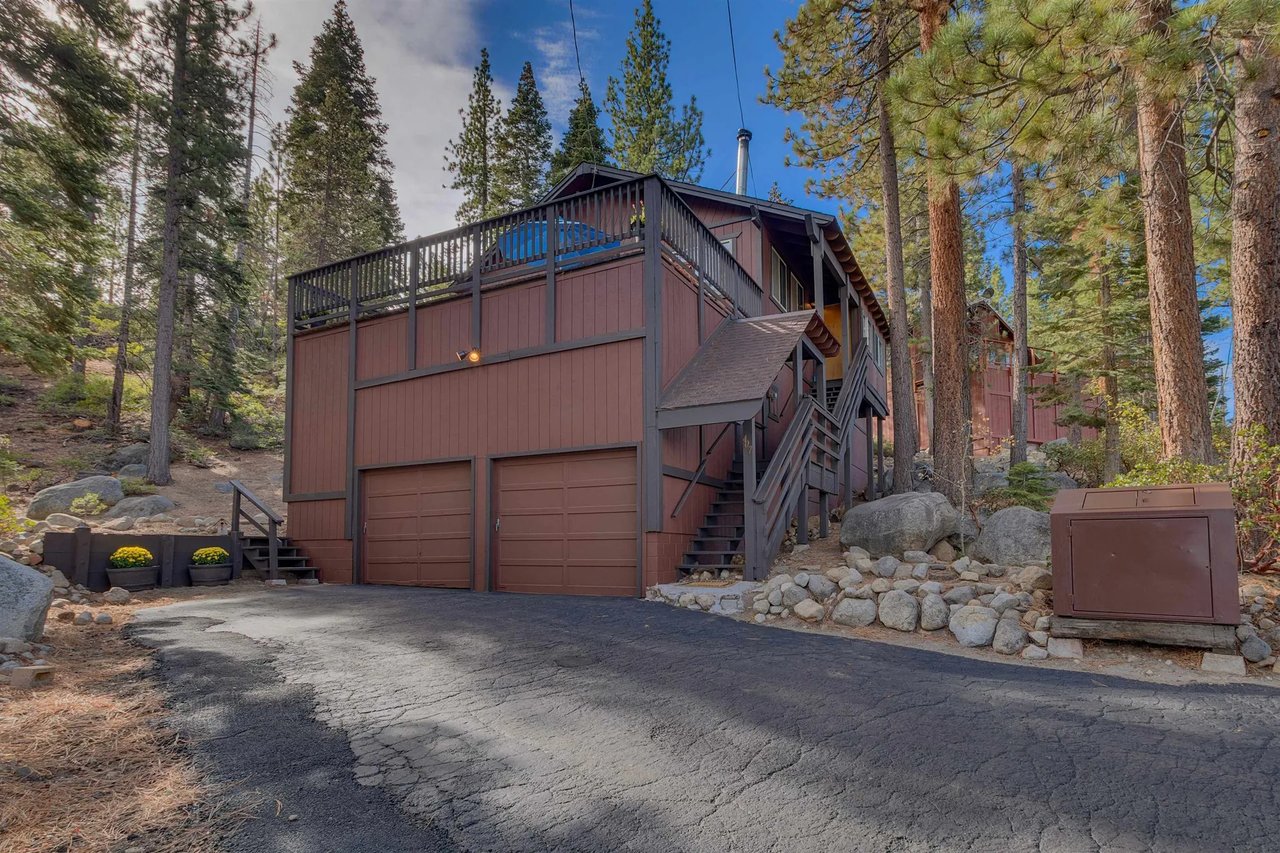 407 Bayview Dr
