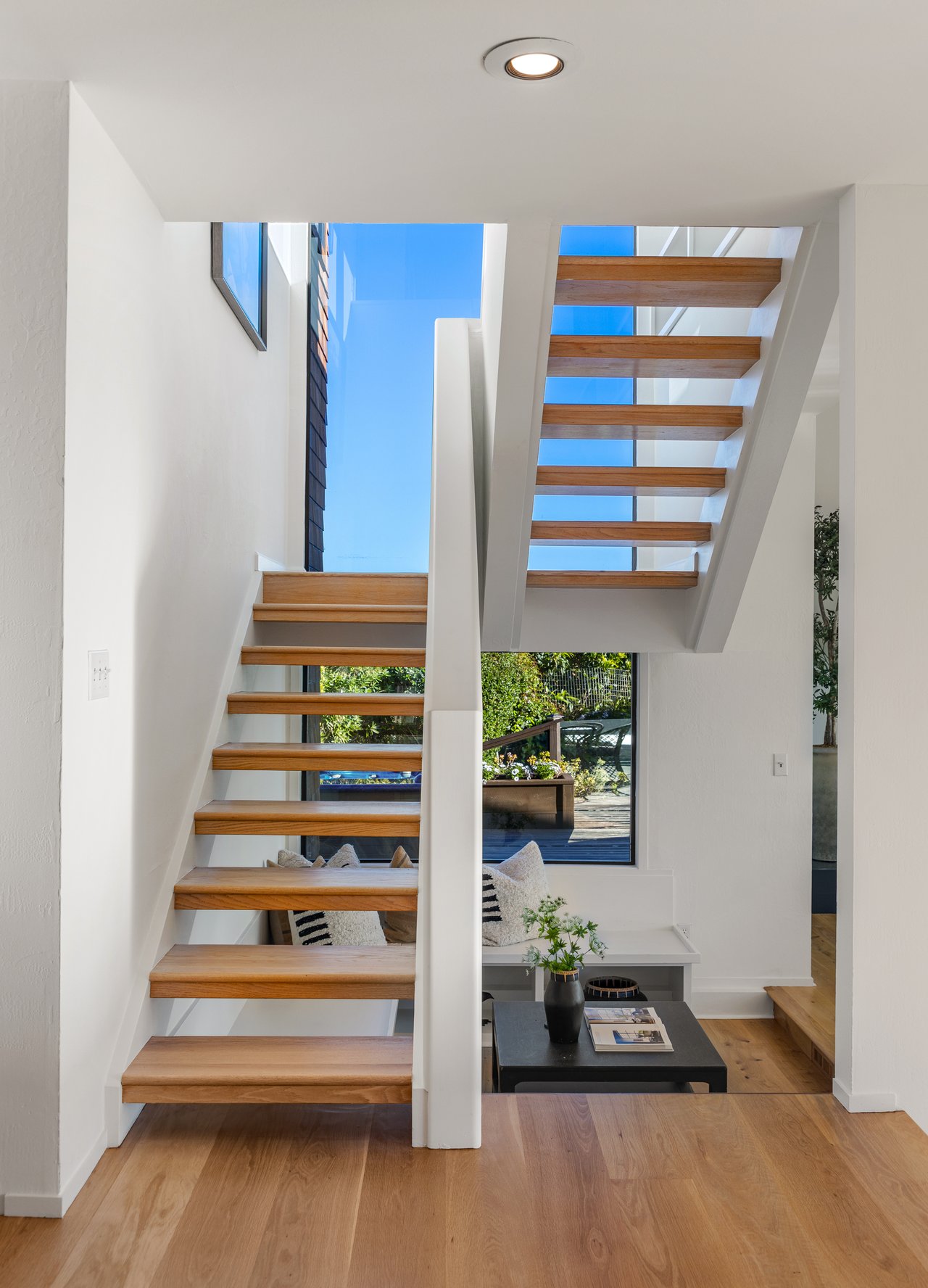 Sweeping Views of San Francisco and the Golden Gate Bridge