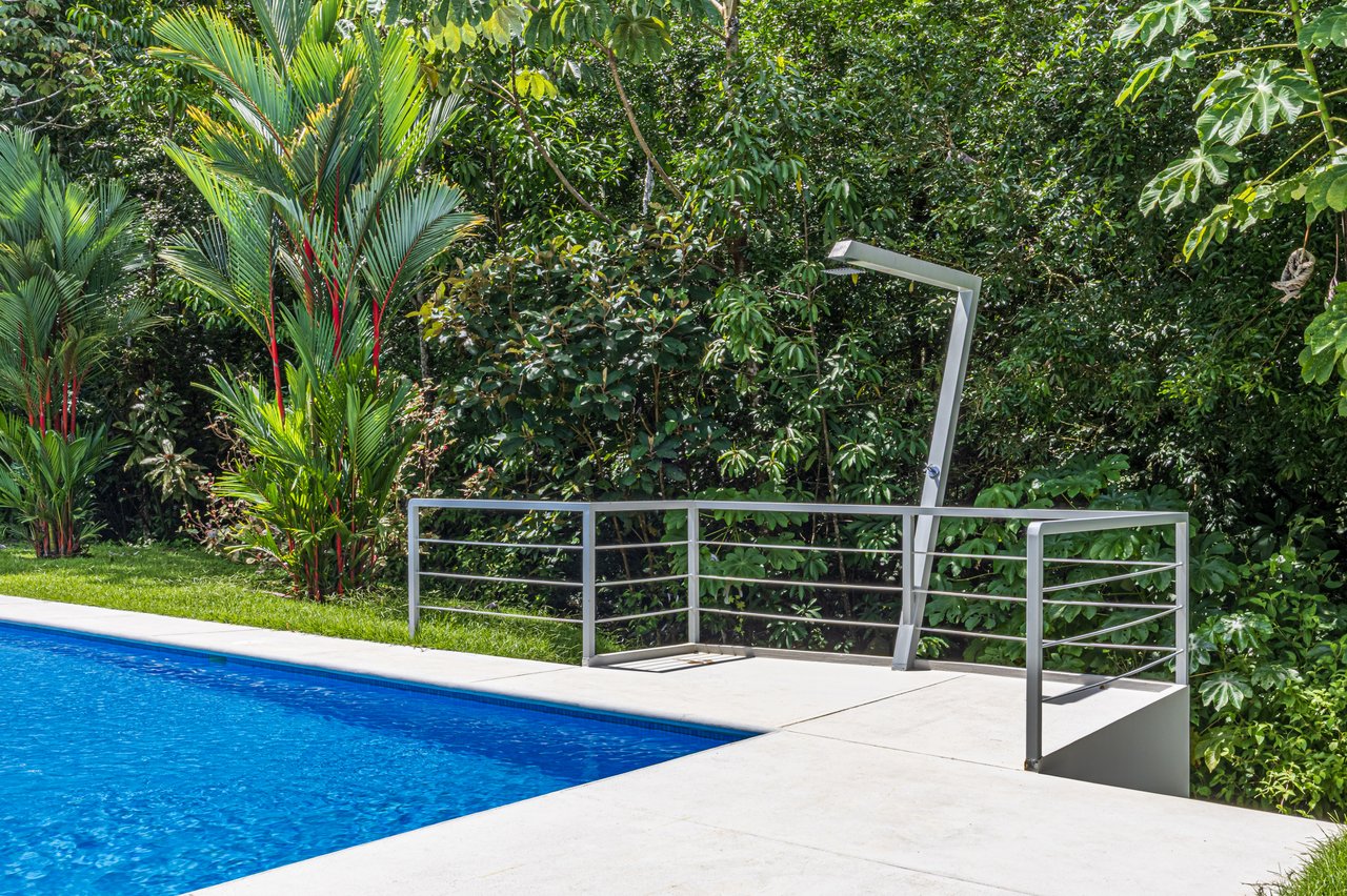 Perfect for Families or a Peaceful Retirement, Uvita Pacific Ocean Town