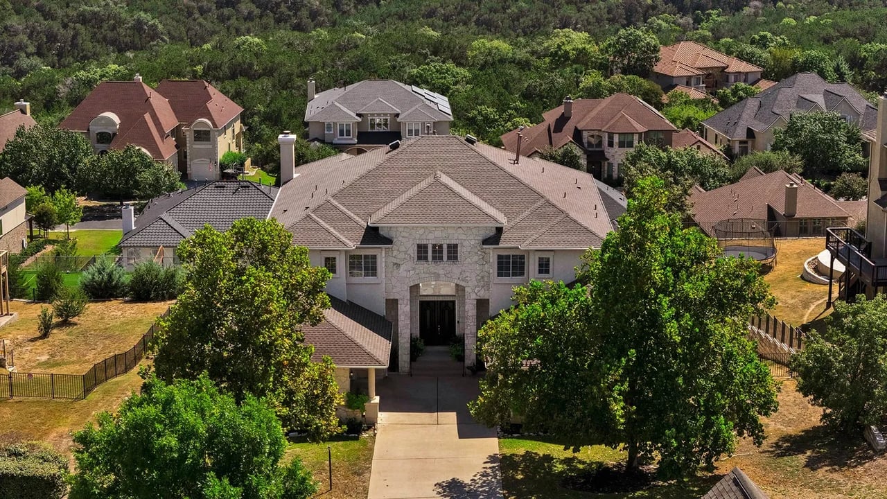 302 Aria Dr