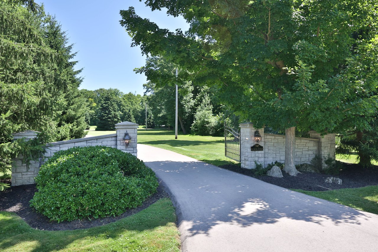 1270 1 Side Road, Burlington