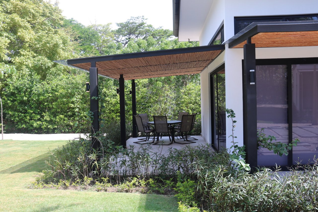 Las Golondrinas #42 – Casa Respiro Hacienda Pinilla