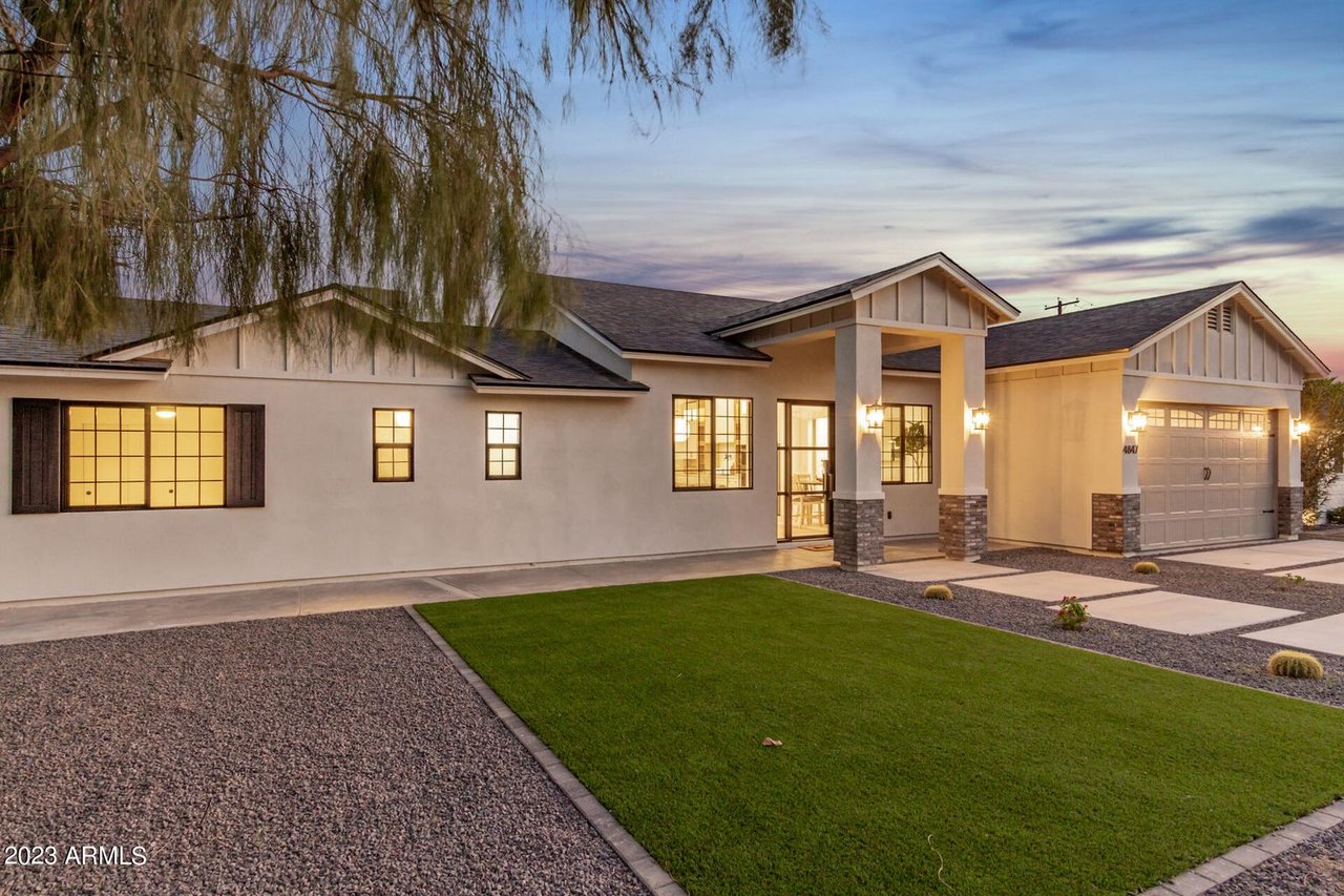 4847 E Clarendon Avenue