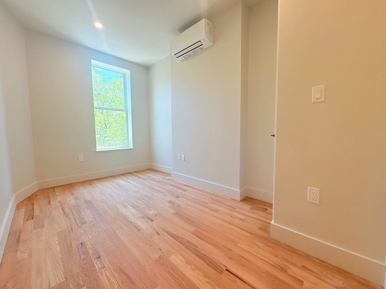 415 Himrod St 2F