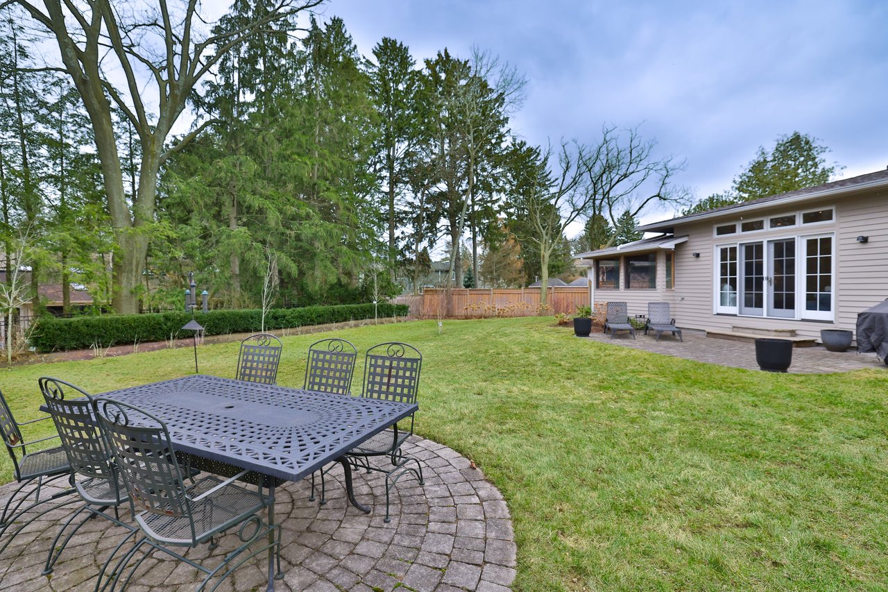 1268 Hillhurst Road, Oakville