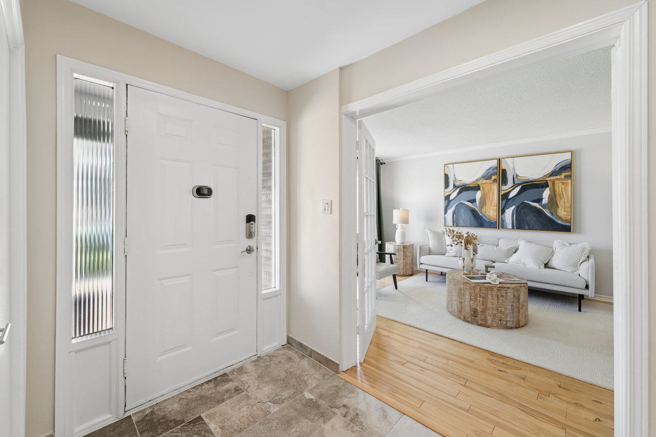 1156 Gloucester Square