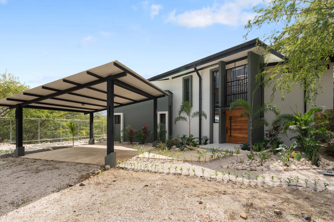 Villa Raoli | Get ready to live in your dream home in the stunning Pacific Heights!