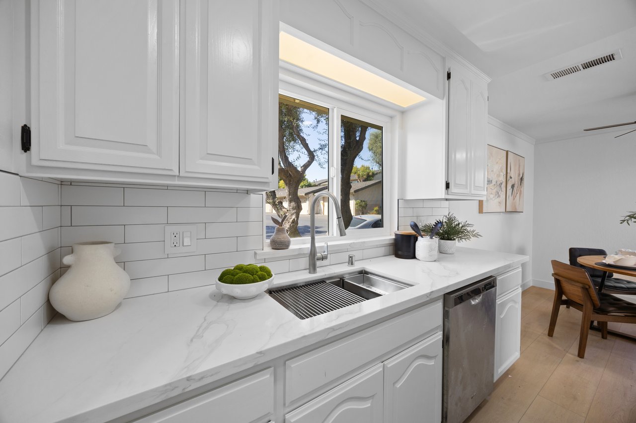 735 Winstead Terrace