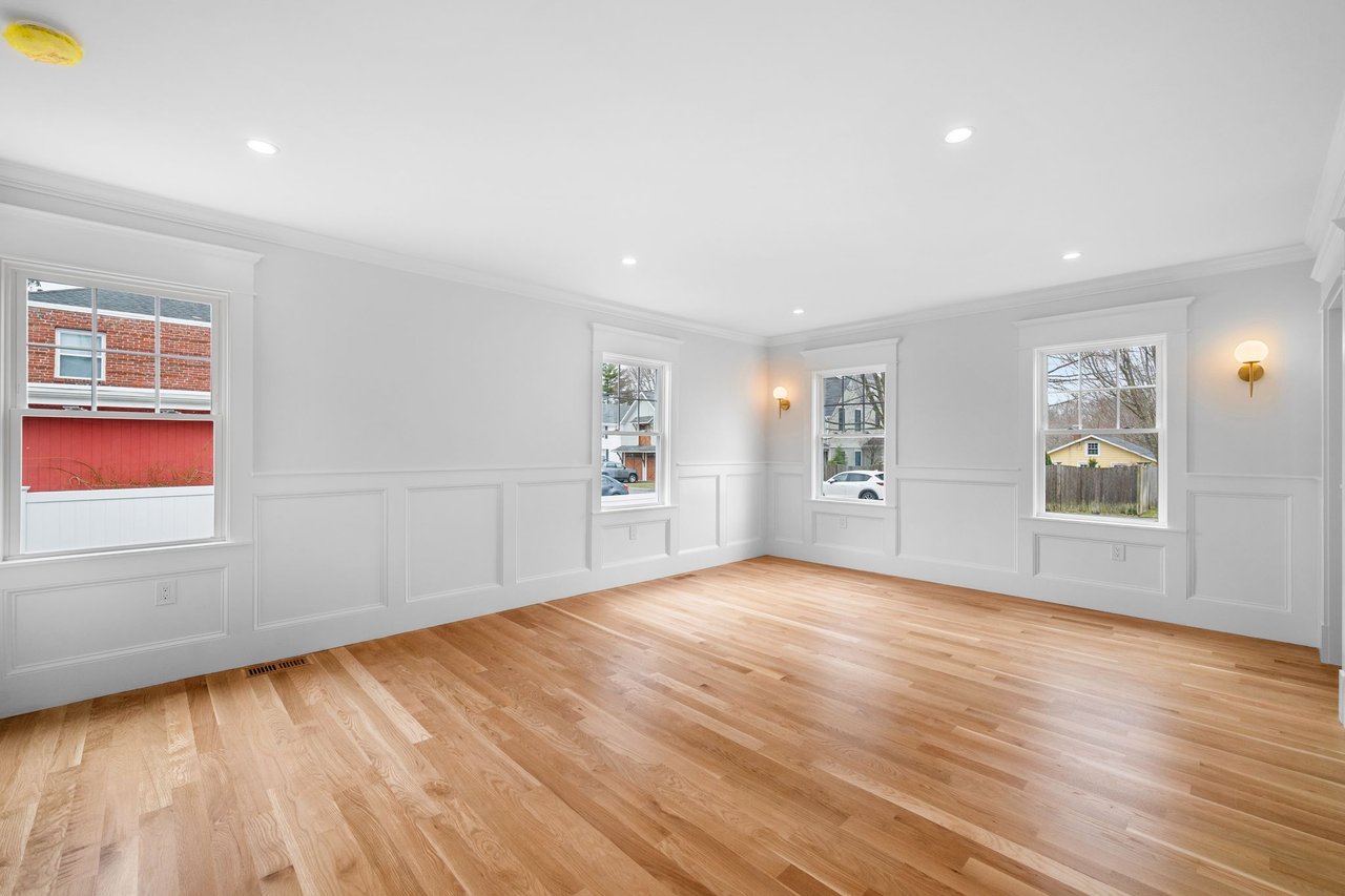 36 Rockaway Ave