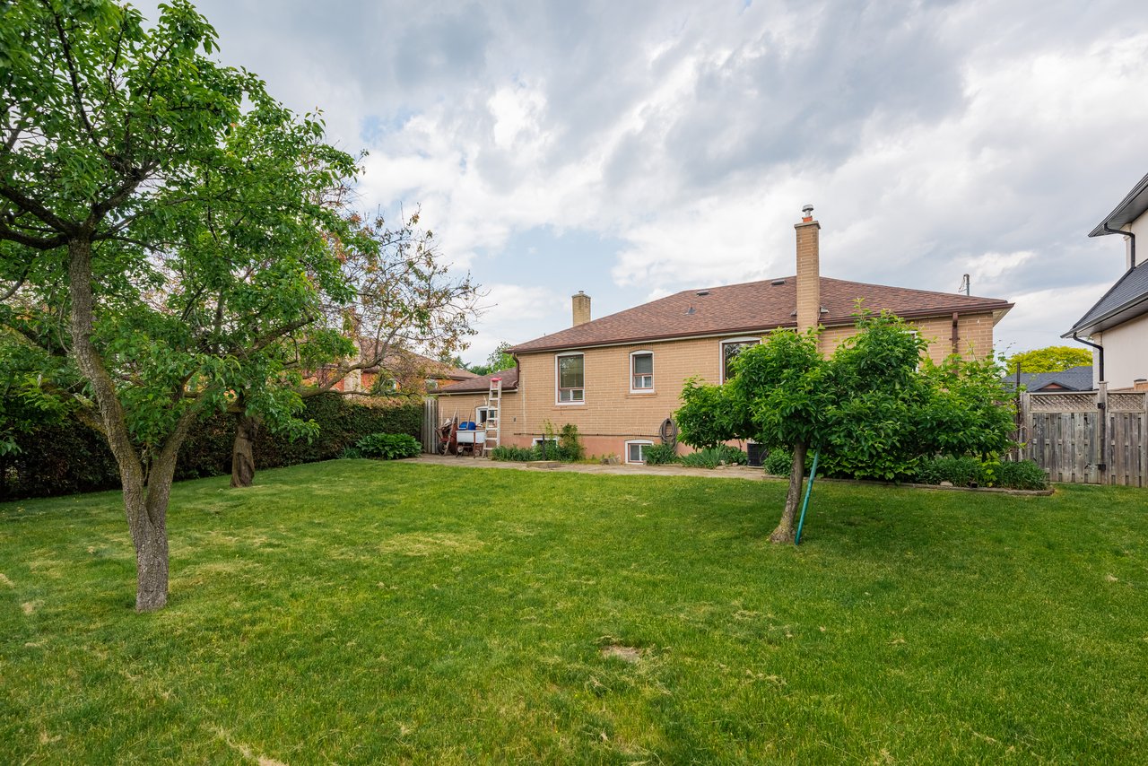 2468 Donnavale Drive