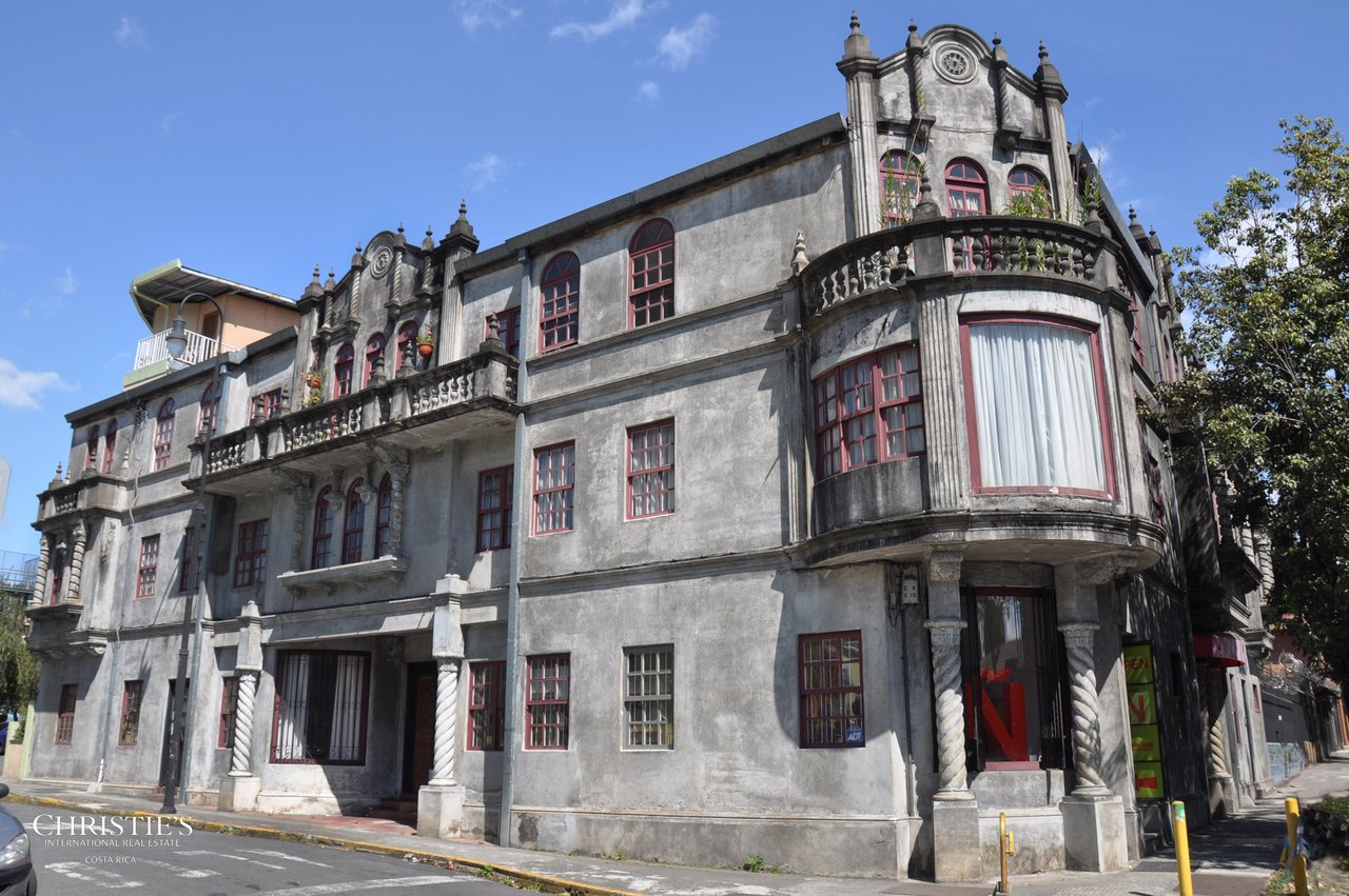 Edificio Jiménez- A Timeless Architectural Gem in Historic San José