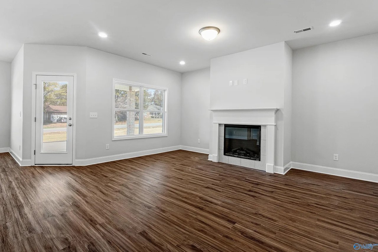 155 Cherry Laurel Dr