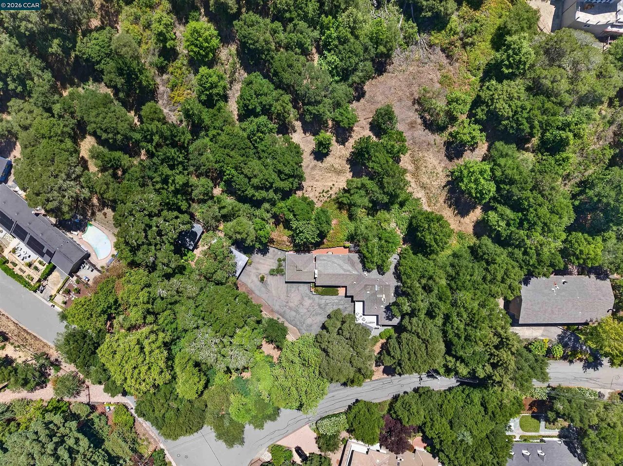 1 Greenwood Ct