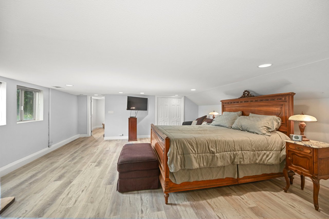 3840 Canyon Way, Martinez