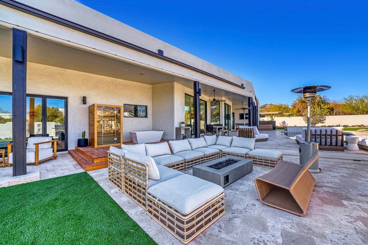 6535 N HILLSIDE Drive