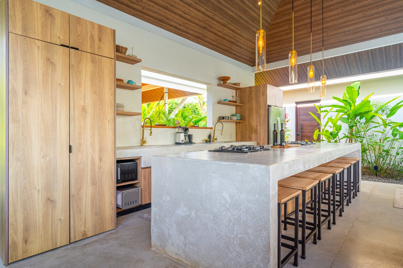 Income Ready Boutique Investment near Whale's Tail Beach