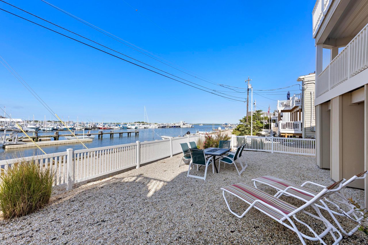 401 Pearl Street (West Unit), Beach Haven