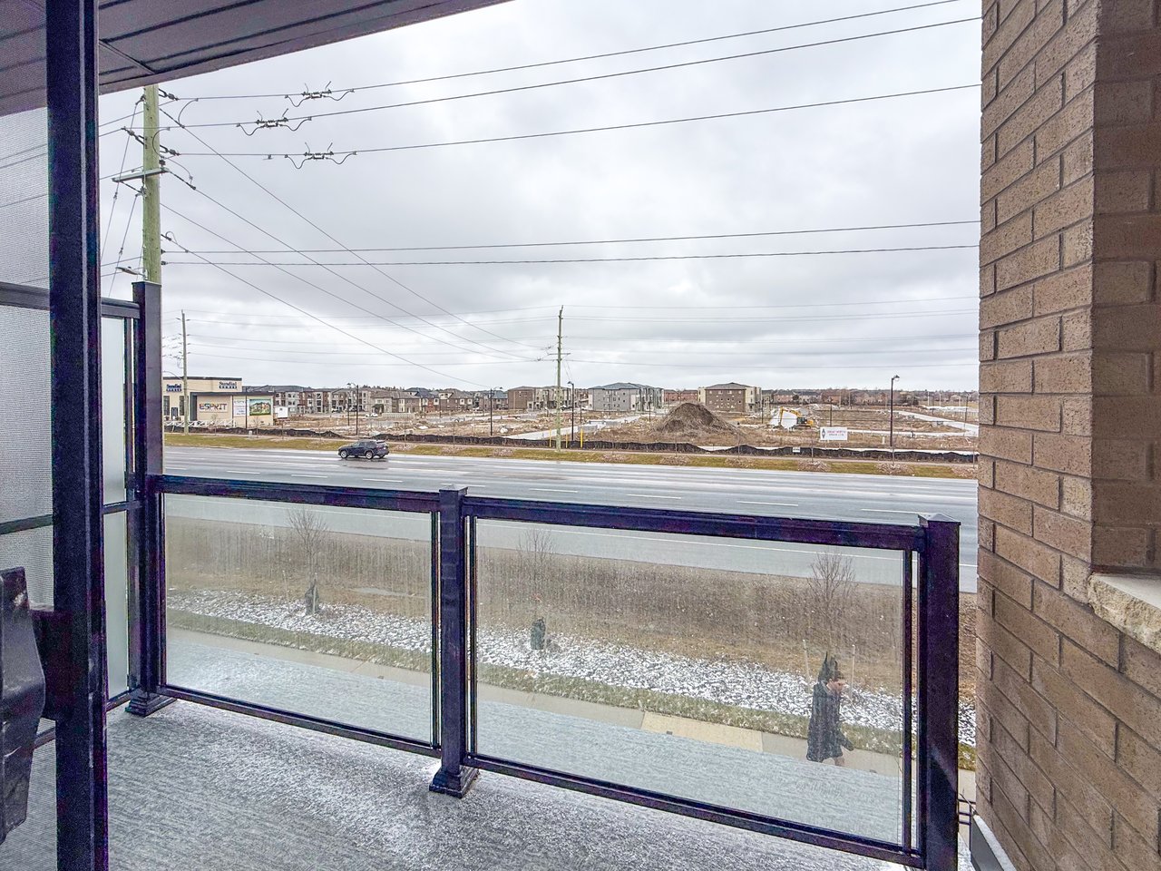 16 Lytham Green Circle